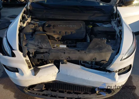 2017 Jeep Cherokee Sport 4X4 z USA, uszkodzony, nr VIN 1C4PJMAB0HD221167